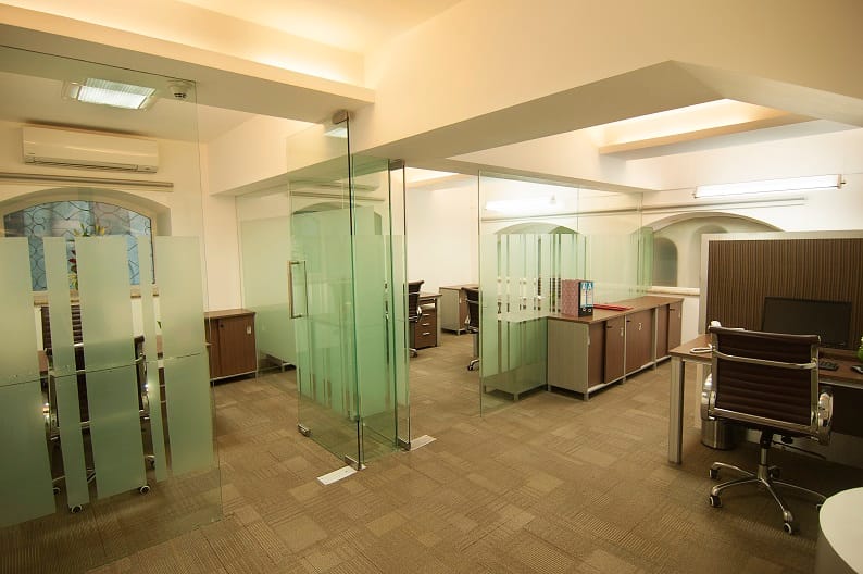 Fazlani Business Centre - Ismail Building - D N Road - Mumbai image 20