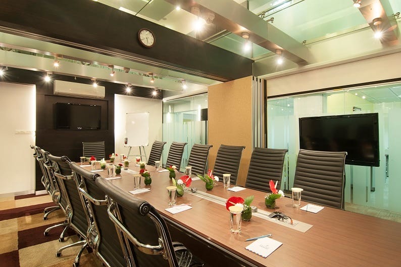 Fazlani Business Centre - Ismail Building - D N Road - Mumbai image 6