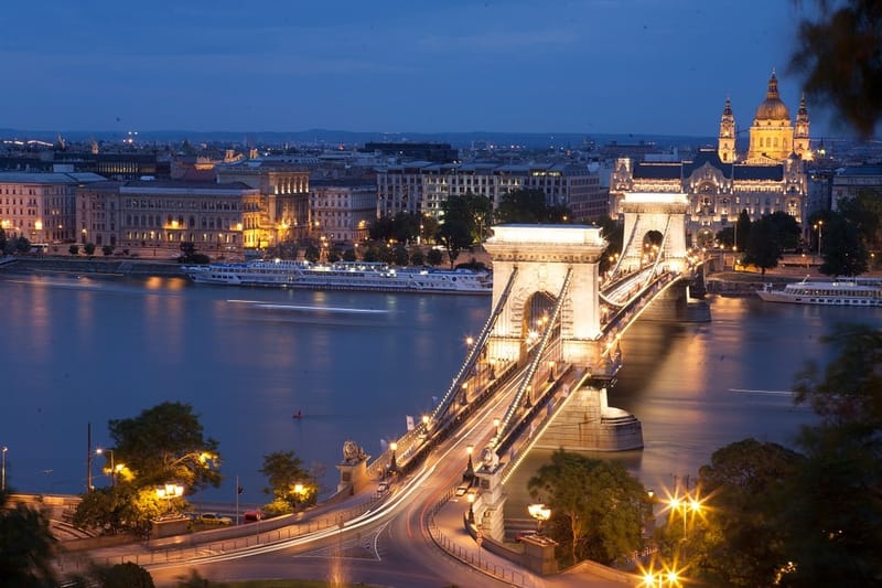 House of Business Roosevelt - Tower C - Szechenyi Istvan Square 7-8 - Budapest image 24
