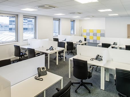 Regus - Cergy-Stop & Work Cergy - 4-6 rue des Chauffours - Cergy image 6