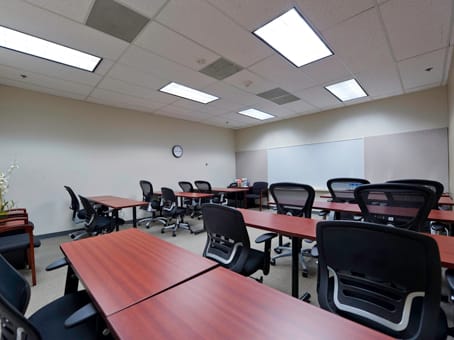Regus - III Lincoln Center - Dallas image 6