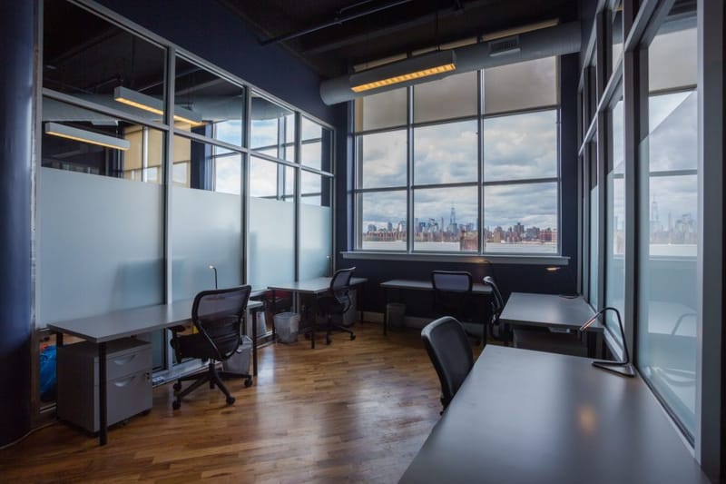 Green Desk - 42 W Street, 11222 - Brooklyn, NY image 4