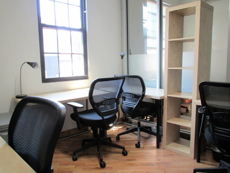 Green Desk - 195 Plymouth Street, 11201 - Brooklyn, NY image 6