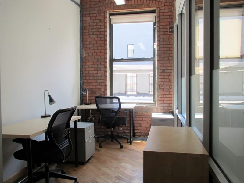 Green Desk - 195 Plymouth Street, 11201 - Brooklyn, NY image 5