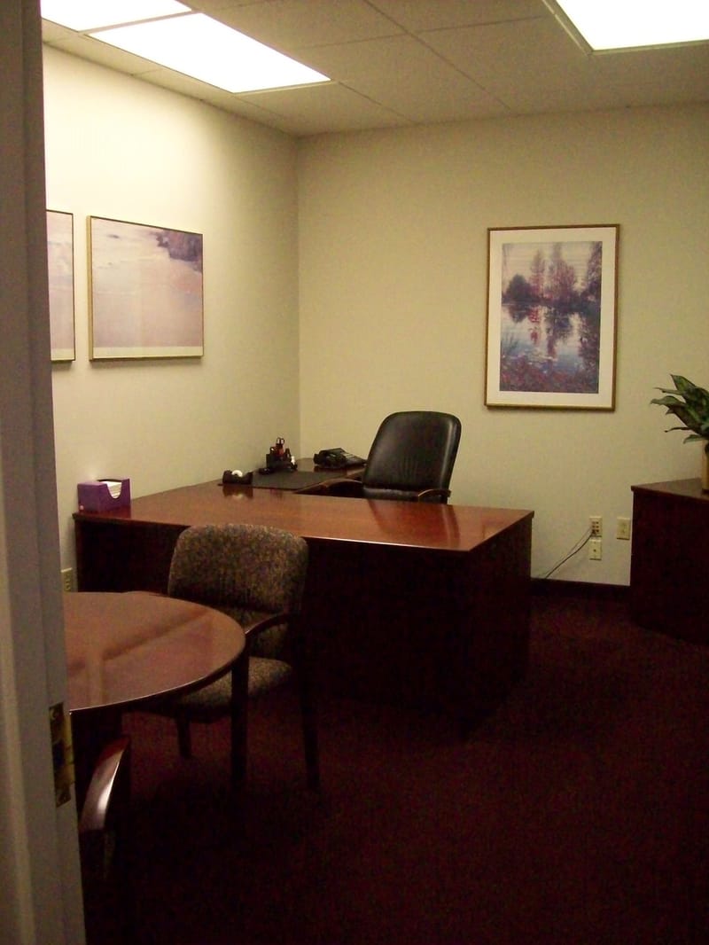 Executive Suites - Elwood Davis Rd, Liverpool, NY image 3