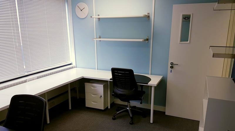 The Winning Box - 27-37 Station Road, UB3 - Hayes (Private and Shared Space) image 9