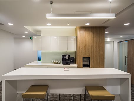 Regus - Shijiazhuang Suning Life Square - 77 Zhongshan Road - Xinhua District - Hebei Province - Shijiazhuang image 6