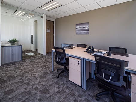 Regus - Shijiazhuang Suning Life Square - 77 Zhongshan Road - Xinhua District - Hebei Province - Shijiazhuang image 7
