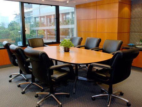 Regus - Shui On Plaza - Wanchai - 6-8 Harbour Road - Wanchai - Hong Kong image 3