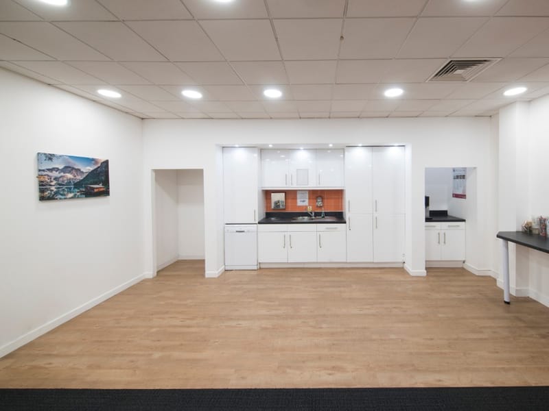 IWG (Regus) Express - Hilton Hotel - Manchester Airport - Outwood Lane, M90 - Manchester image 8