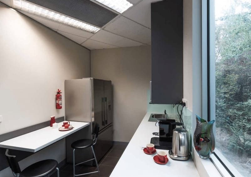 nLIVEn - 1175 Toorak Road - Camberwell - Melbourne (private, co-working, virtual) image 5