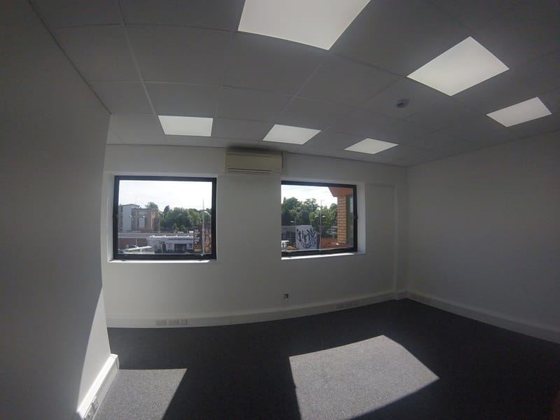 Helloowl - 4 Penta Court - Station Road, WD6 - Borehamwood image 2