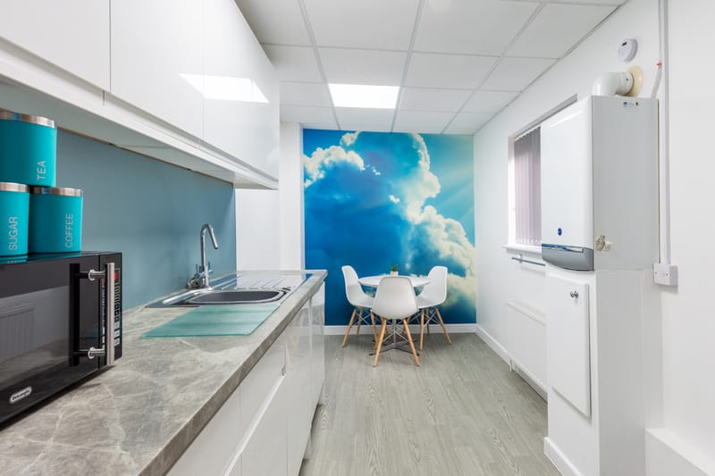 Open Space Rooms - Willow End Park, WR13 - Malvern - Worcester image 2