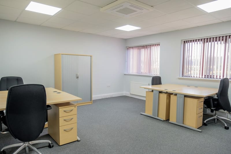 Open Space Rooms - Willow End Park, WR13 - Malvern - Worcester image 4