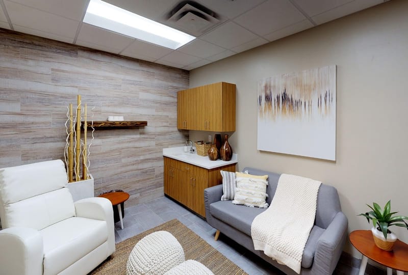 Viva MedSuites - 9700 N. 91st St, Scottsdale image 2
