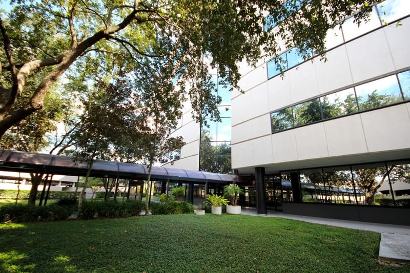 Boxer - 4800 Sugar Grove Boulevard, Houston image 2