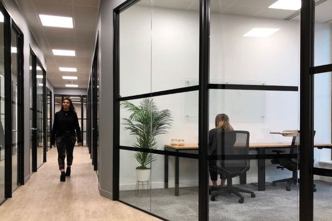 Work.Life - 174 Hammersmith Rd, W6 - Hammersmith (private, co-working, hot-desk) image 4