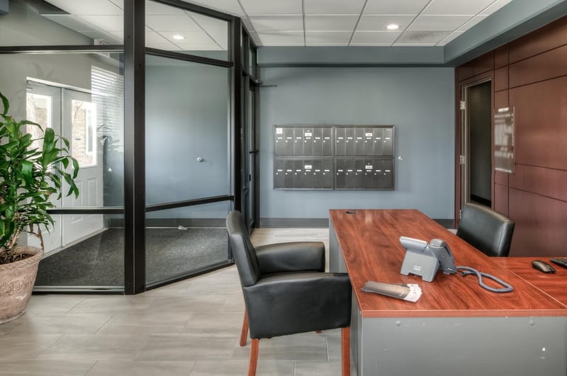 West Dodge Office Suites - 706 N 129th St image 4