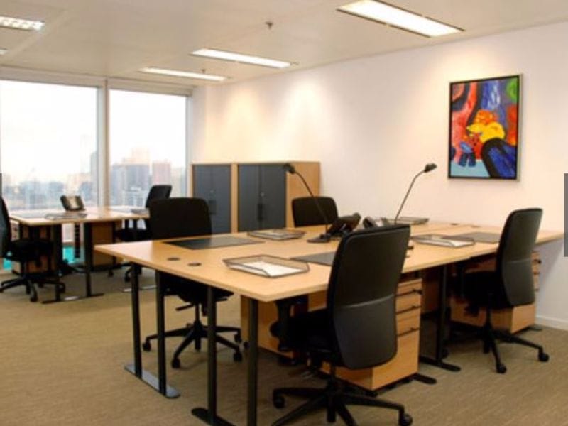 Spaces (Regus) - The Lee Gardens - 10 Hysan Avenue, Causeway Bay - Hong Kong image 4