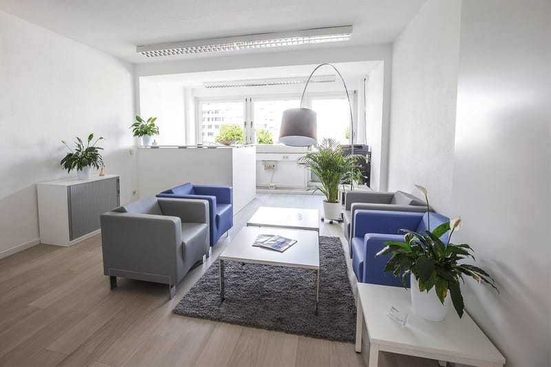 WorkRepublic - 10-16 Kaiserring - Mannheim (private, co-working, hot-desk) image 6