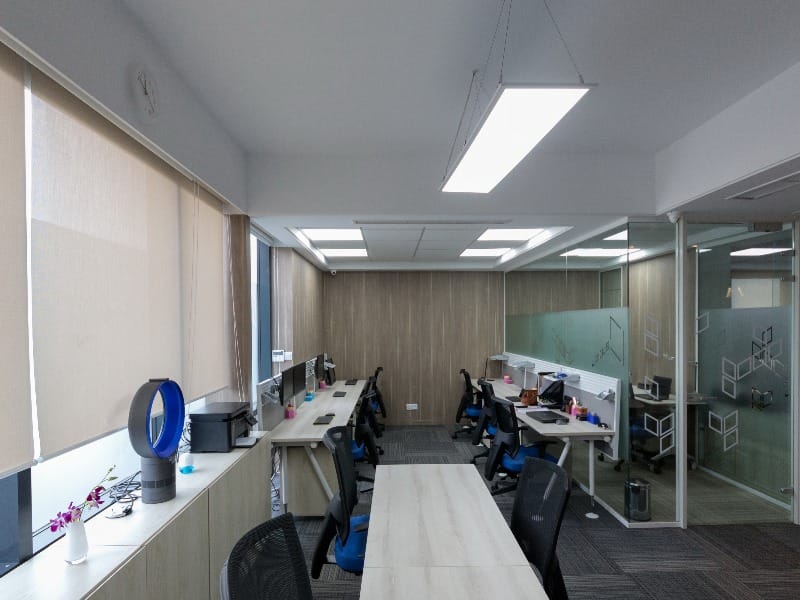Locus - Tower 52, Level 4, Road 11 - Banani - Dhaka image 2