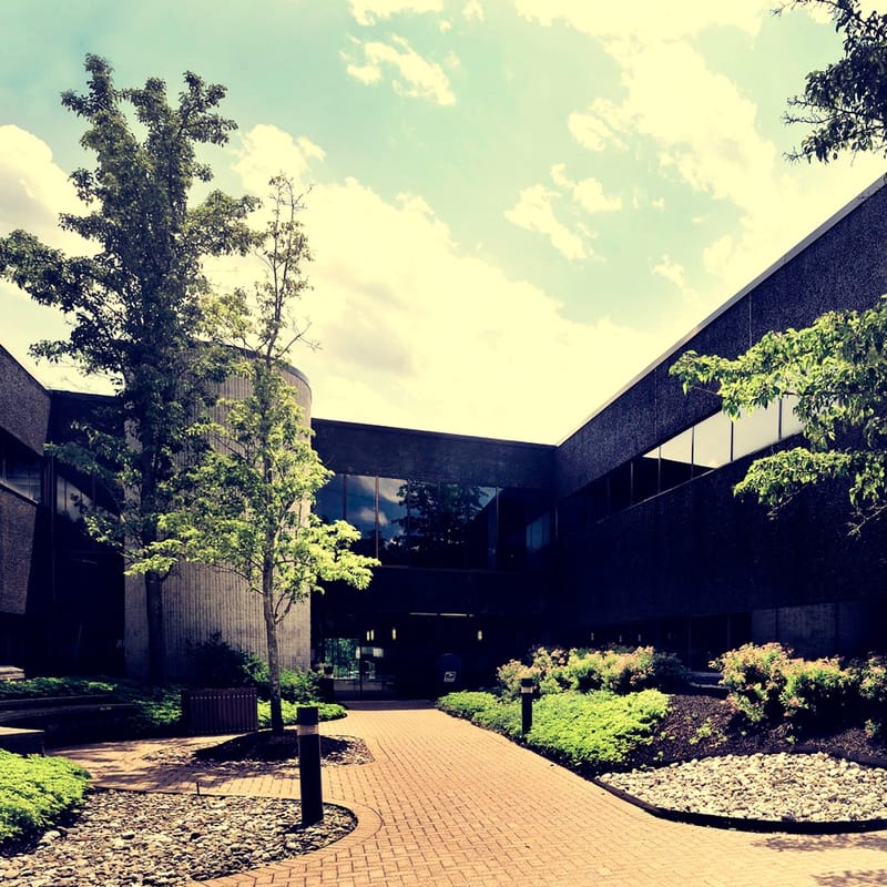 Skydesk - 70 South Orange Av, Livingston - NJ image 2