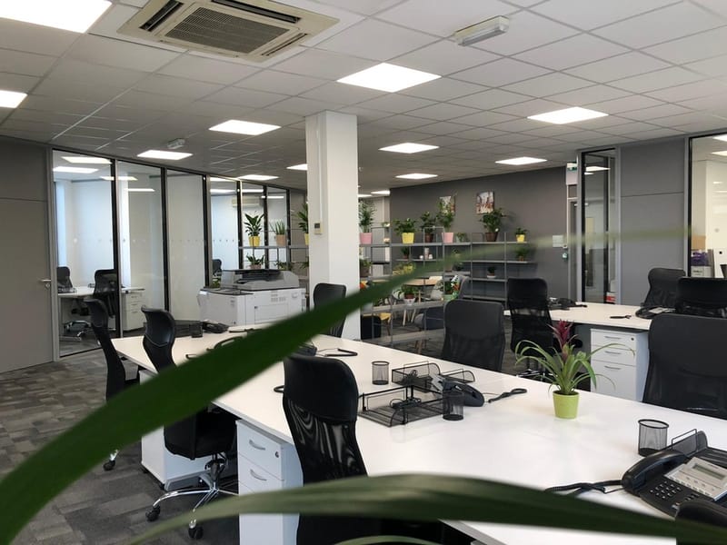 Proper Office - 57 Putney Bridge Road, SW18 - Putney Bridge image 6