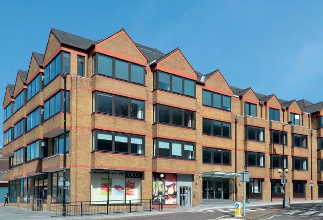 Vision Coworking Spaces - Saxon House - 27 Duke Street, CM1 - Chelmsford (private, co-working, hot desk) image 14