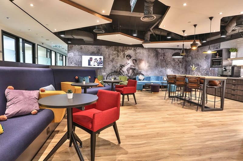 Compass Offices - Menara Standard Chartered - 30 Jalan Sultan Ismail - Bukit Bintang - Kuala Lumpur image 2