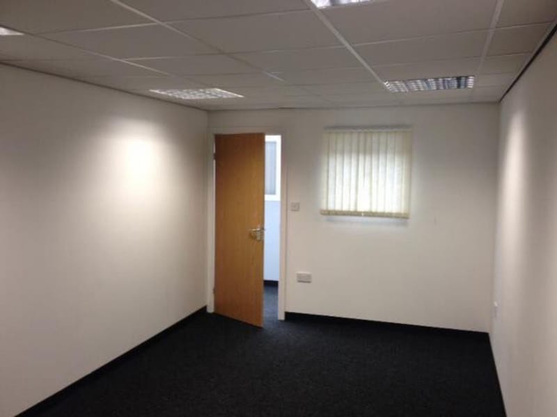 Storage World Self Storage & Workspace - Ashton Old Road, M12 - Ardwick - Manchester image 4