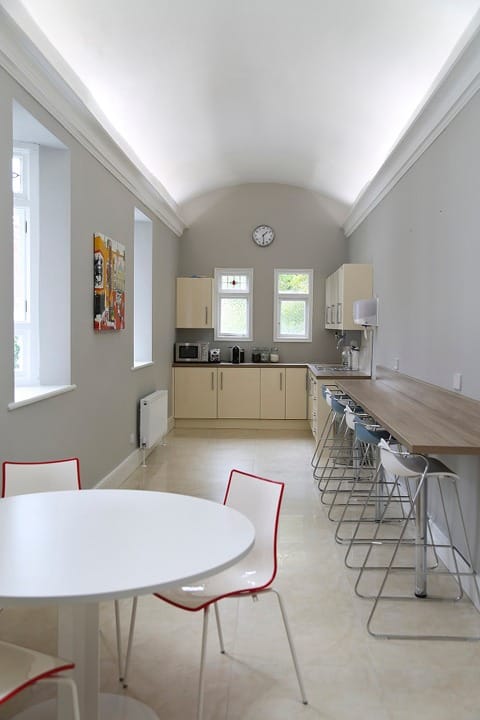 Pembroke Hall - 40 Fitzwilliam Square - Dublin image 5