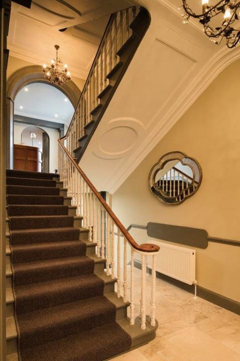 Pembroke Hall - 26-27 Mount Street Upper - Dublin image 8