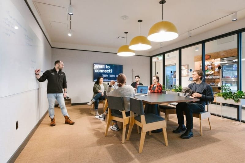 wework - Hudson's Bay Queen Street - 176 Yonge Street - Toronto - Ontario image 4