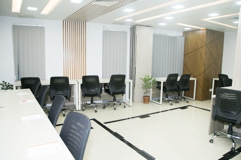 Canadian Maple Leaf Ltd. - Unique Heights - 117 Kazi Nazrul Islam Avenue - Ramna - Dhaka (private & coworking) image 2