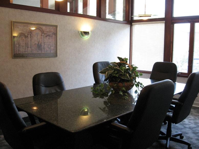Madison Avenue Executive Center - Madison Ave - Lakewood image 3