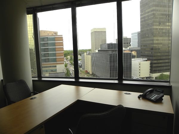 Office Evolution - 231 S Bemiston Ave - St Louis image 2