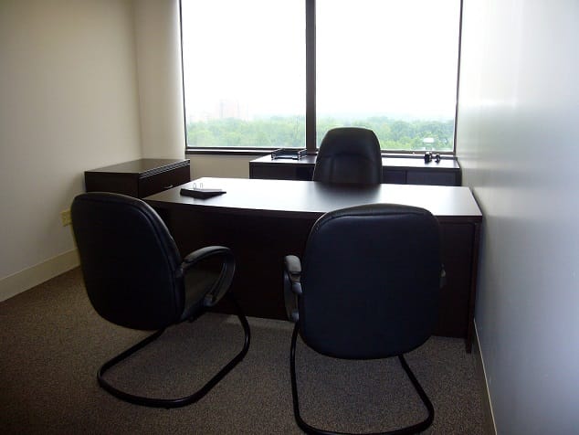 Office Evolution - 231 S Bemiston Ave - St Louis image 5