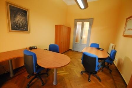 Executive Service Network - Via V. Monti - Milan image 3
