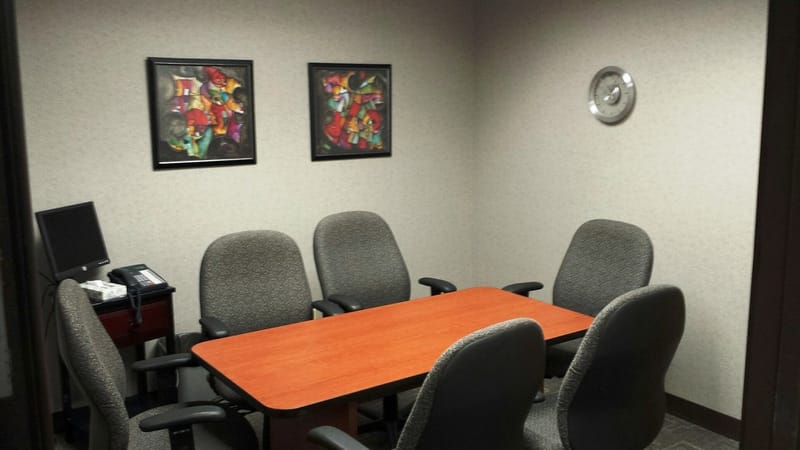 Execu-Suites - Shamrock Plaza - Omaha image 3