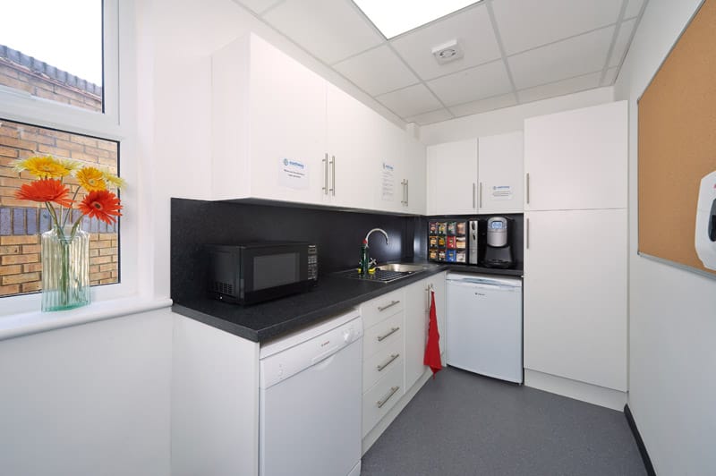 Eastway Enterprise Centre - 7 Paynes Park, SG5 - Hitchin image 2