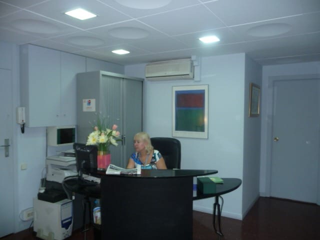 ServiCenter - Balmes 152 - Barcelona image 2