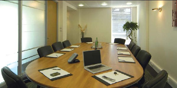 Hubspace - Devonshire House, Manor Way, WD6 - Borehamwood image 4