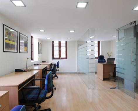 DBS Club - 31 Prescot Road, Fort, Mumbai - India image 4