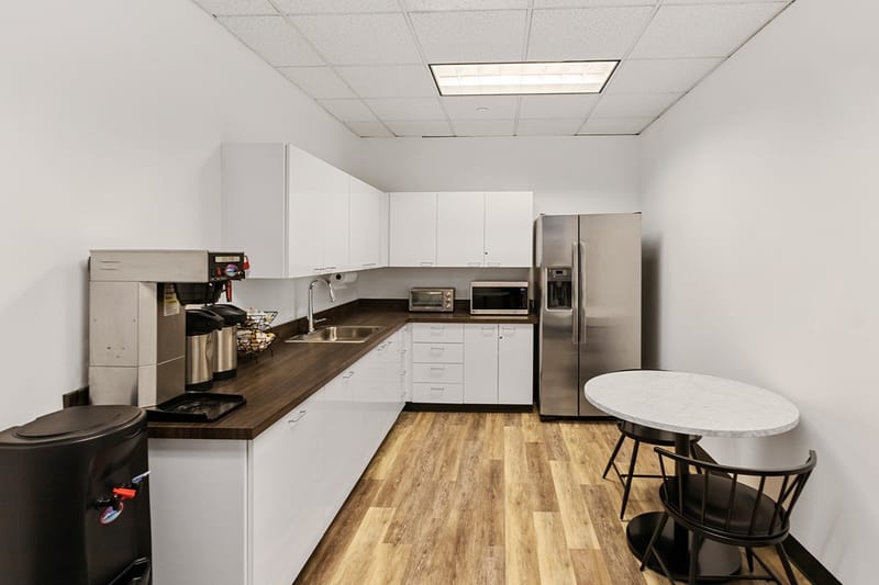 Premier Workspaces - SEA - Seattle - WA - Downtown Seattle - Seventh Avenue image 4