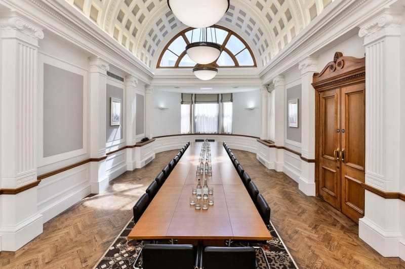 The Argyll Club - Central Court - 25 Southampton Buildings, WC2 - Chancery Lane image 7