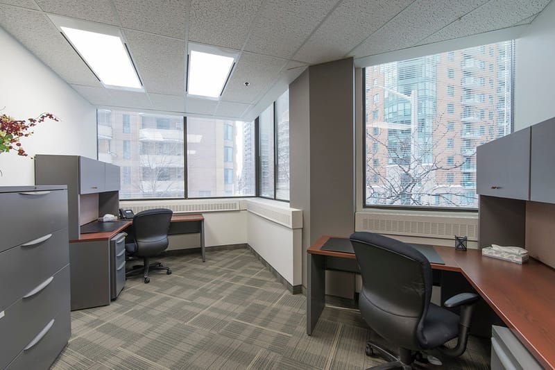 Innovative Professional Offices - Laurier Avenue West - Ottawa image 6