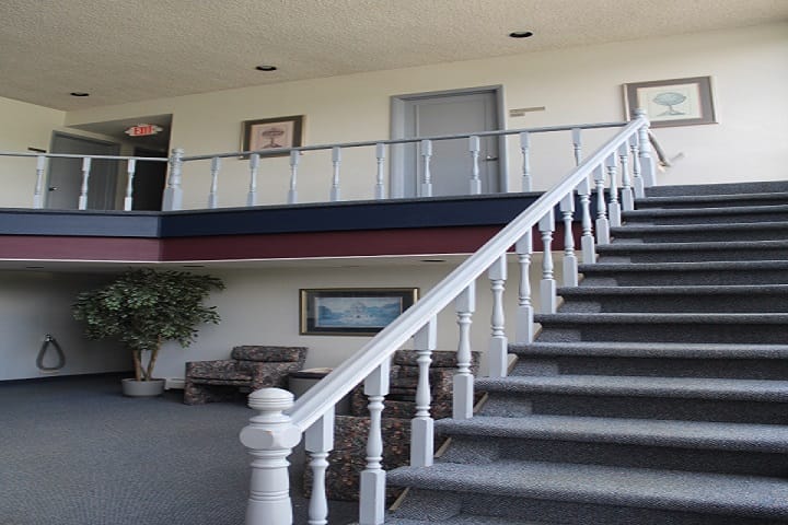 Suburban Shared Center -Eight Mile Rd - Livonia - MI image 5