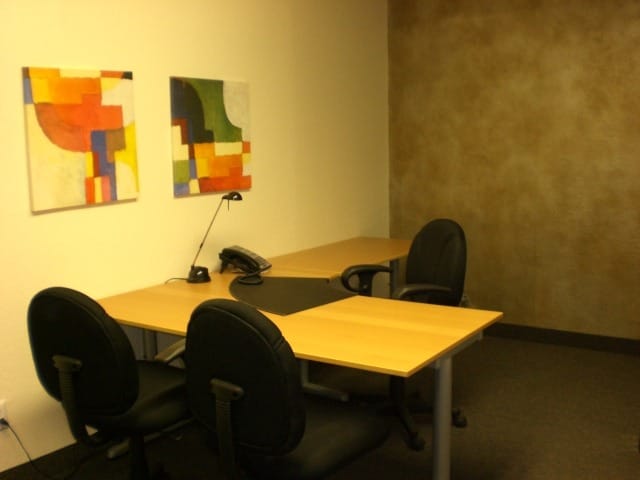 Plaza Executive Suites - Biltmore Office Plaza - 2942 N 24th Street - Phoenix - AZ image 2