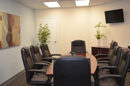Alexa's Workspaces - 3440 Hollywood Blvd - Hollywood, FL image 3