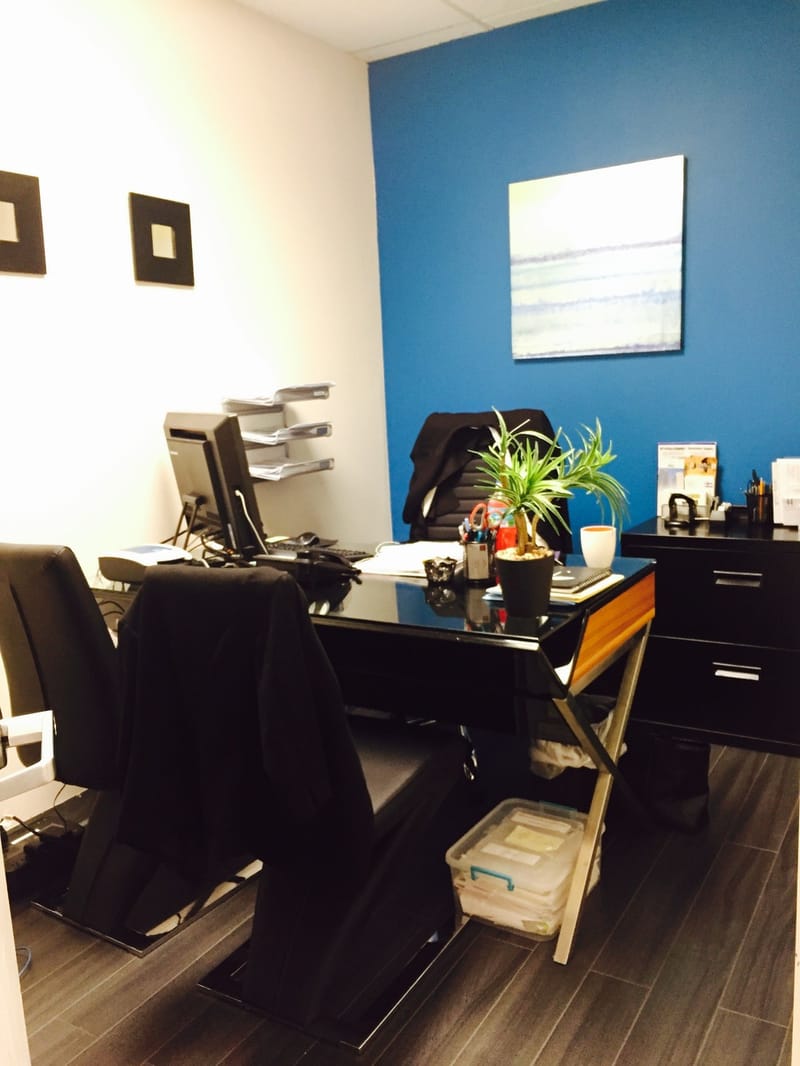 Alexa's Workspaces - 3440 Hollywood Blvd - Hollywood, FL image 4
